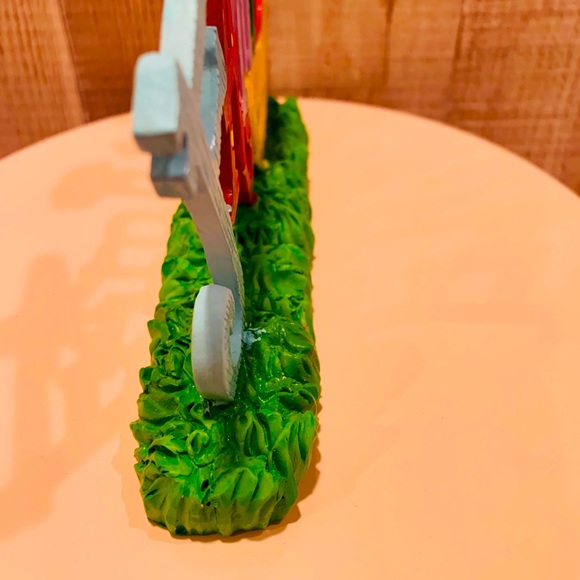 Family Sign & Blue Truck & RV Salt & Pepper Set - Picture 8 of 16